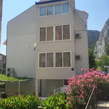 Mate Apartman Omiš